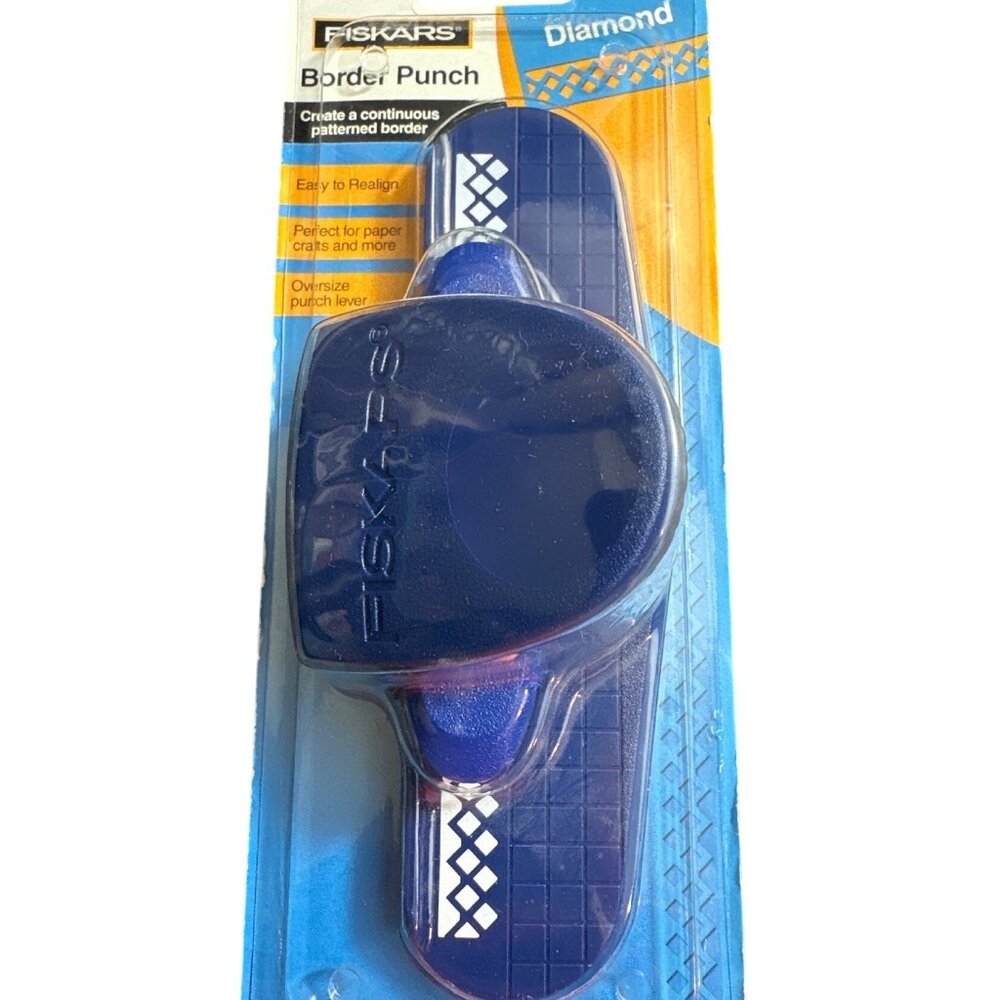 Fiskars Diamond Border Punch For Scrapbooking & Paper Crafts